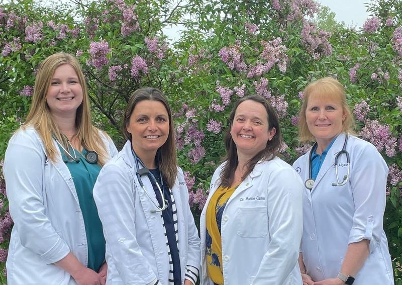 Carousel Slide 3: Bay View Veterinary Clinic Veterinary Team